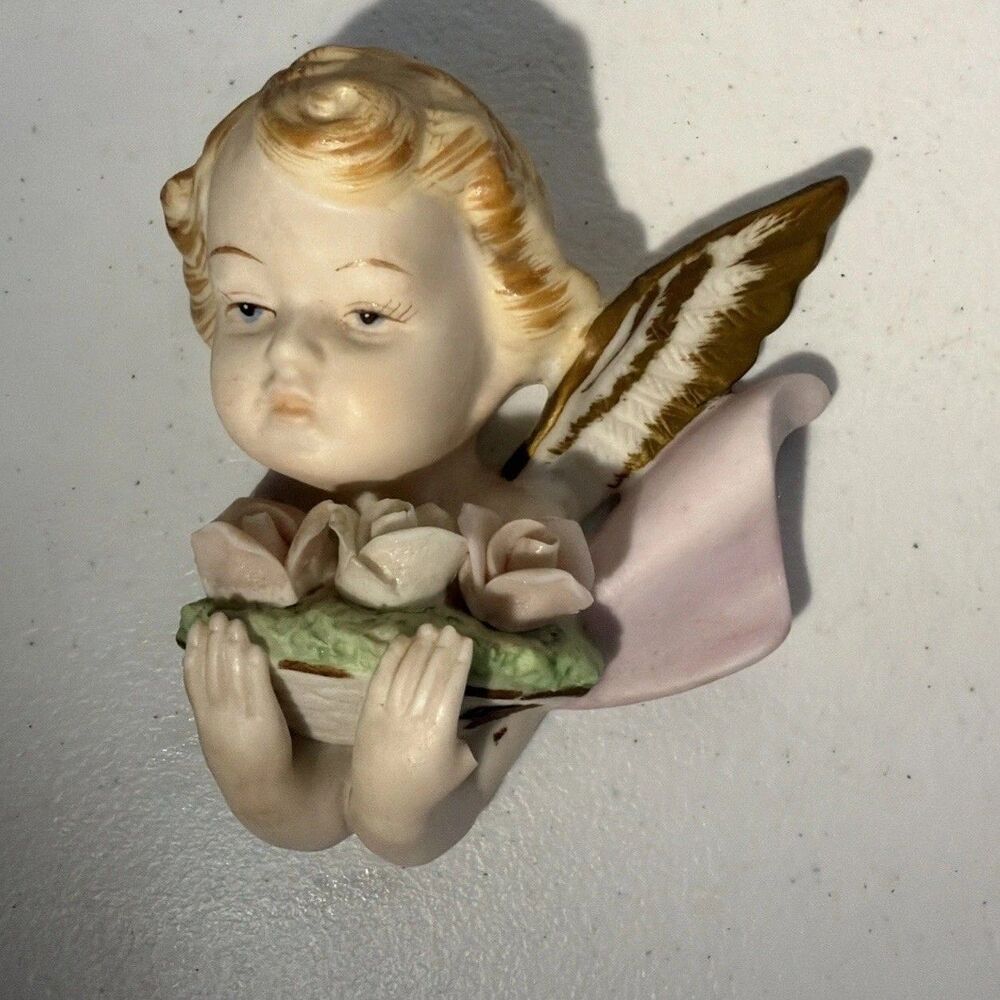 Vintage Norcrest Angel Wall Plaque Cherub Holding Flowers Ceramic Made in Japan